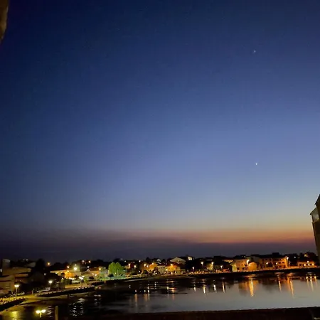Céntrico En Con Vistas Al Mar Apartamento